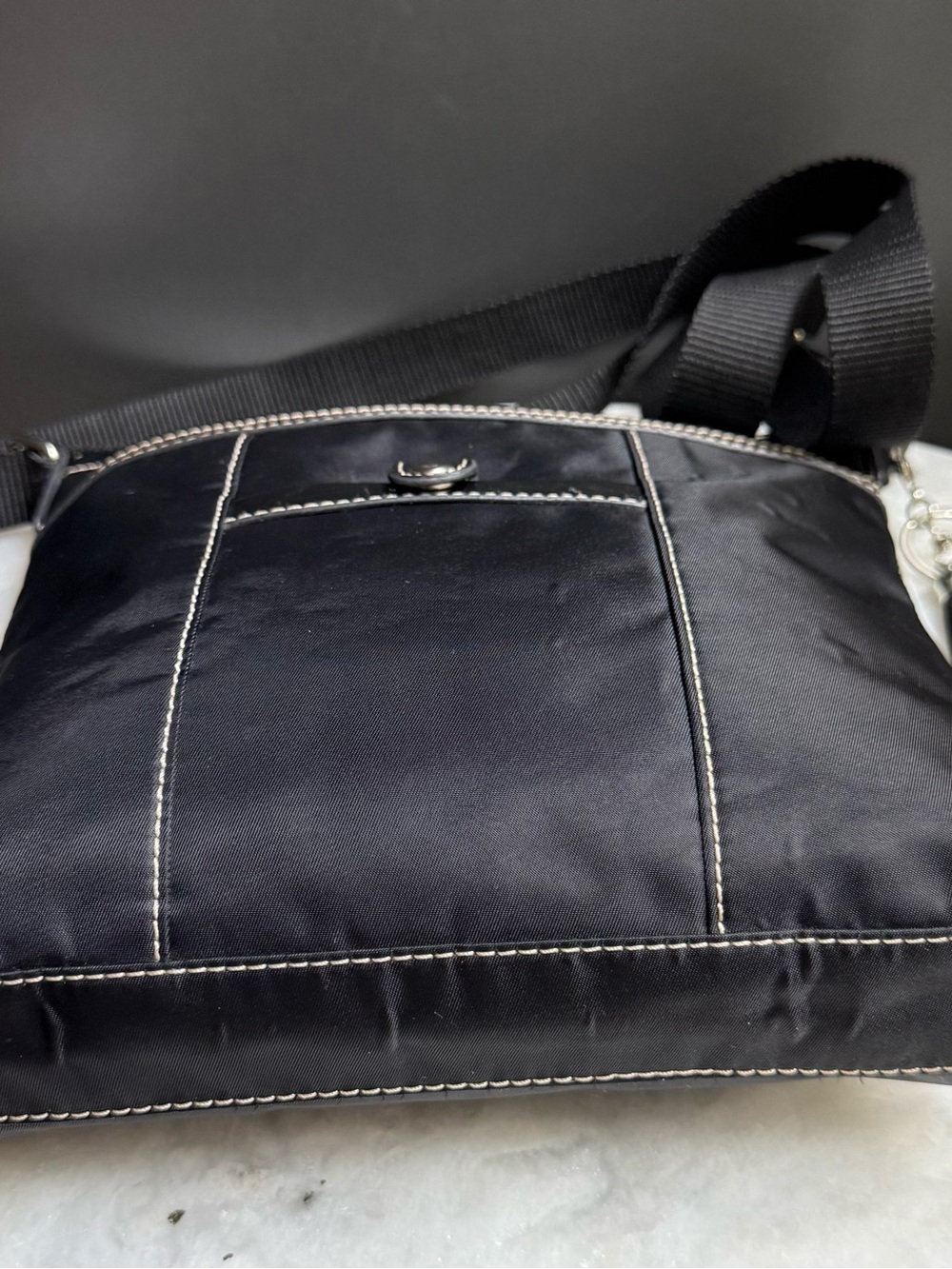Y2K Nine West Utility Black Nylon
Crossbody Bag + Rhinestone Teddy Bear Charm 🧸 - Picture 3 of 6